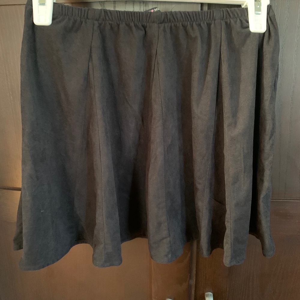 Brandy Melville Skater Skirt